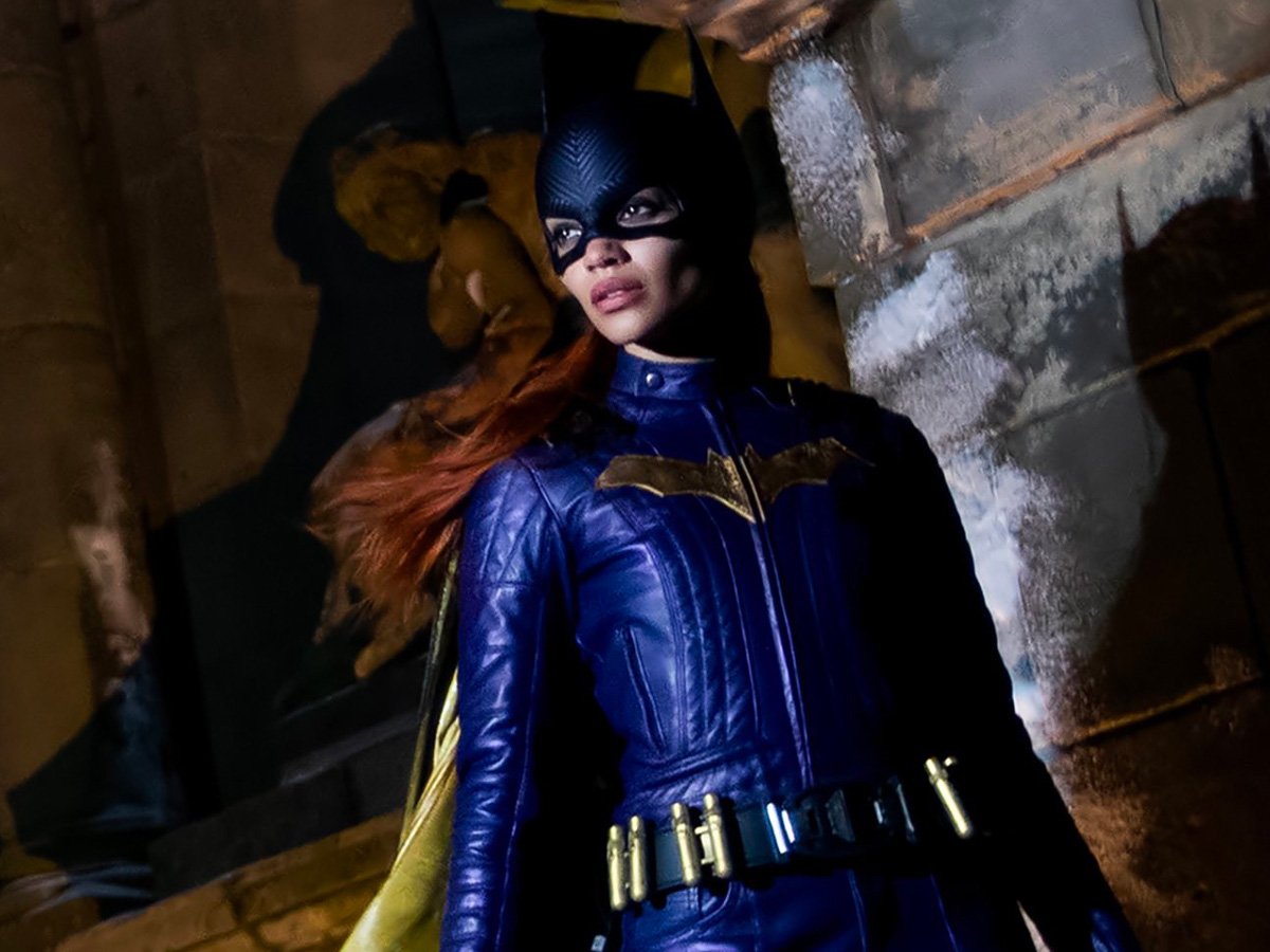 You are currently viewing BATGIRL Dead But Not Forgotten